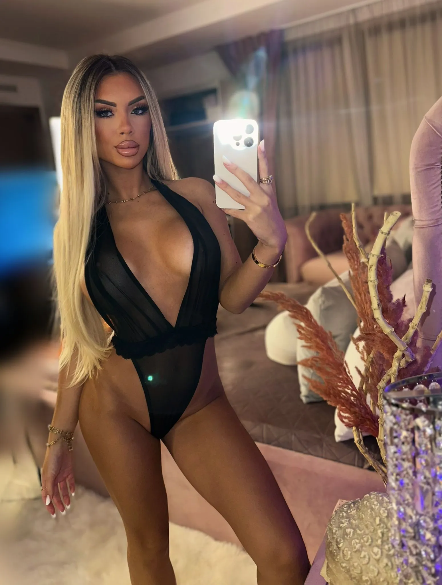 Live sex webcam photo for IvyRubens #7935534