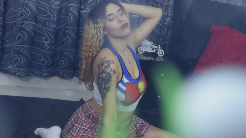 Live sex webcam photo for MolyAnal #3530566