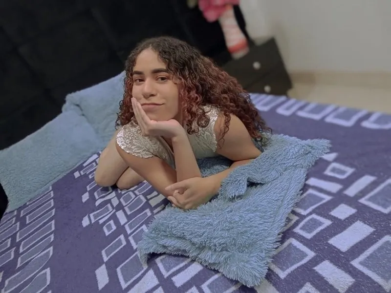 Live sex webcam photo for MolyAnal #2936819