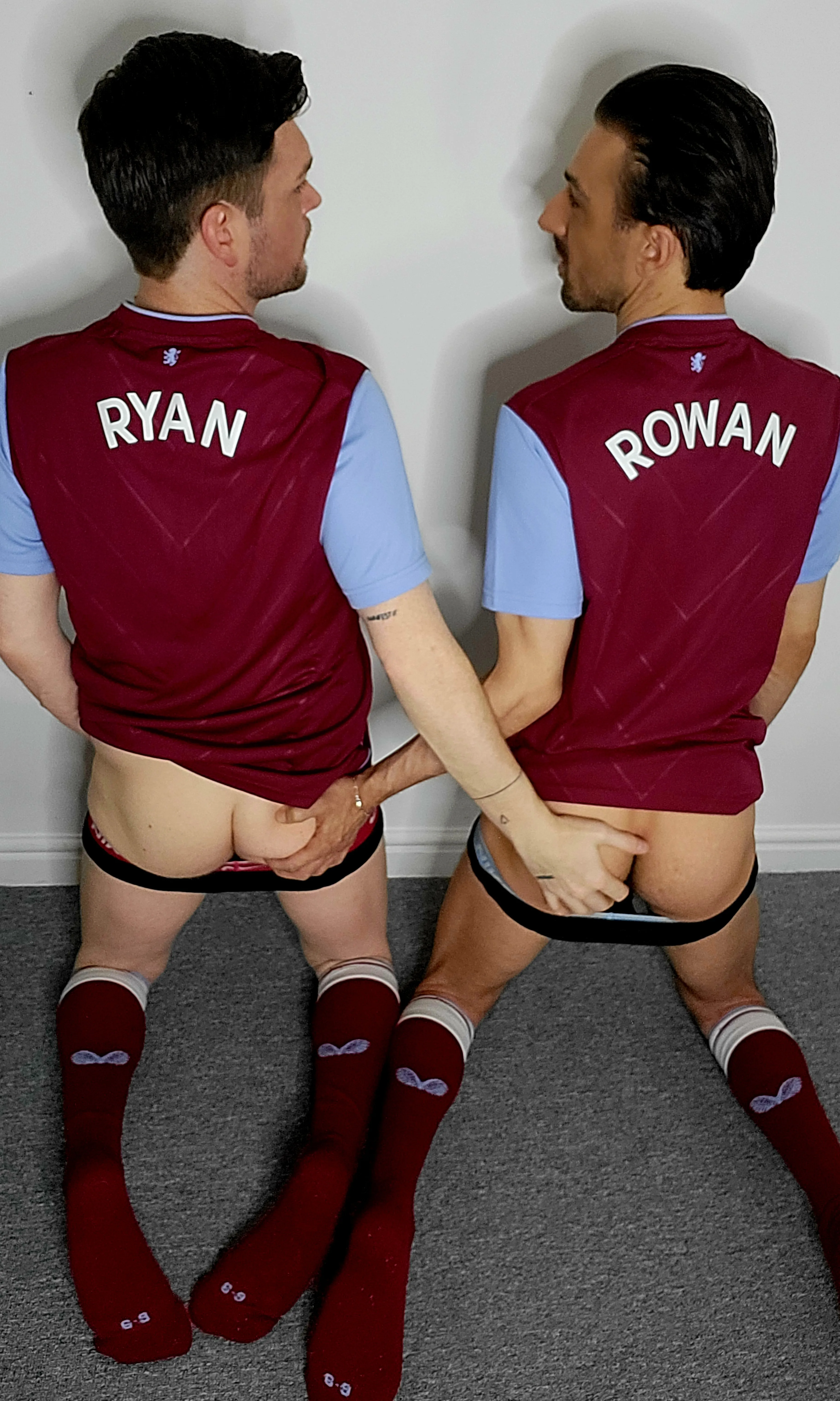 Live sex webcam photo for Twotwinkhusbands #7845636