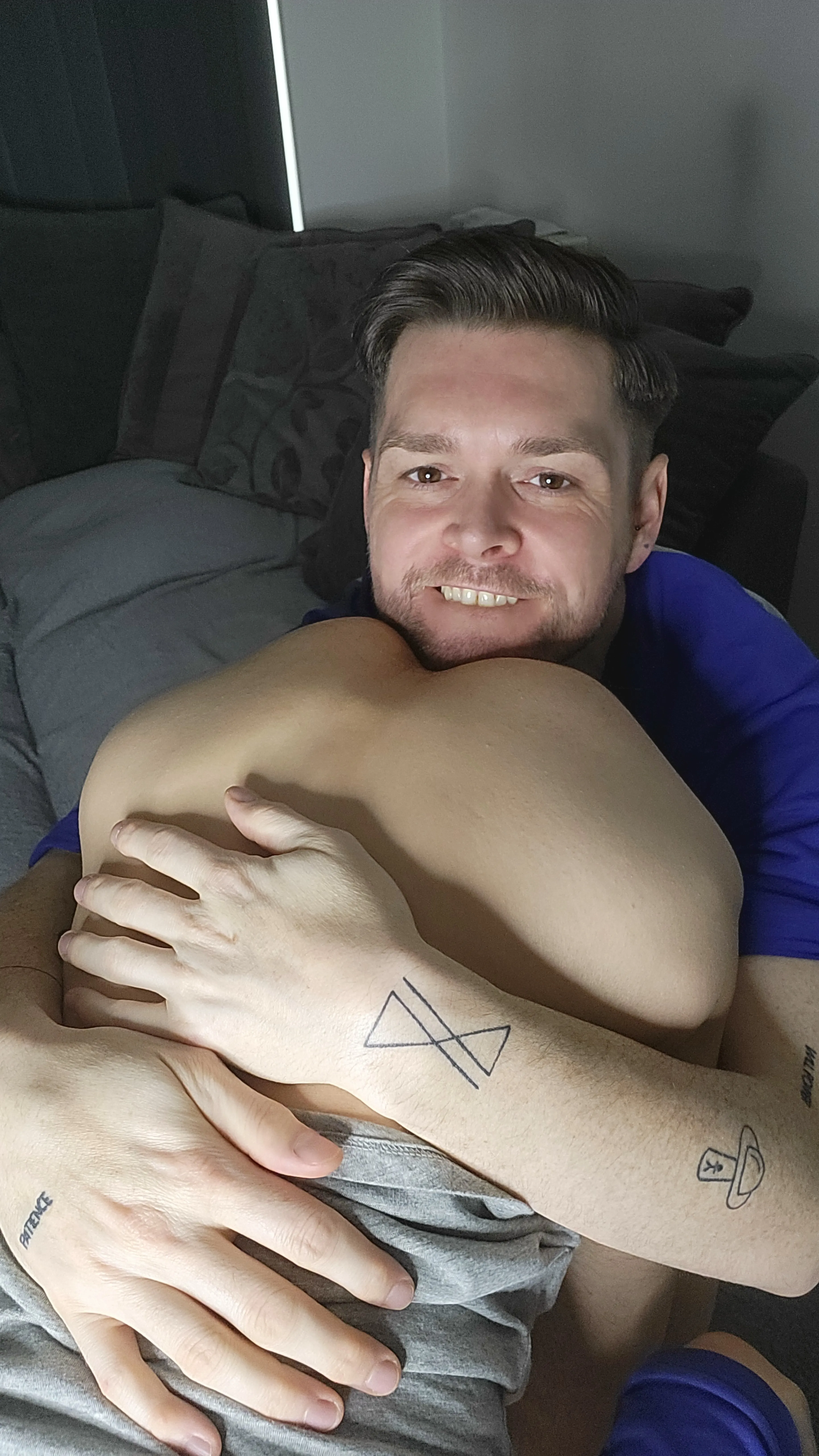 Live sex webcam photo for Twotwinkhusbands #7845650