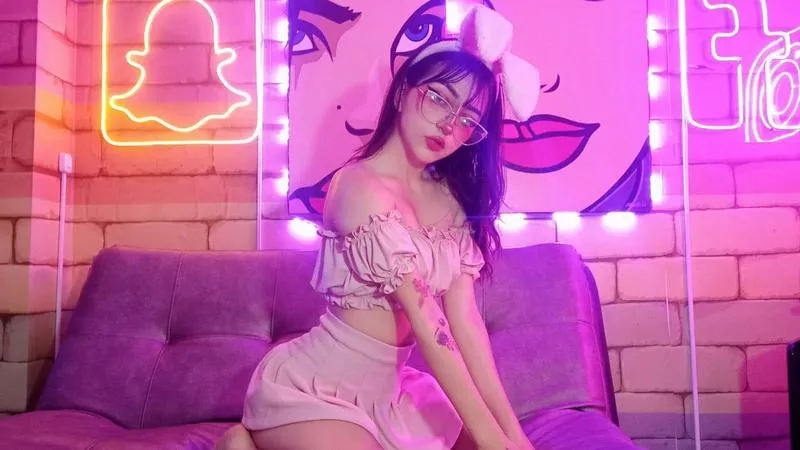 Live sex webcam photo for LoanaCollinss #2932296
