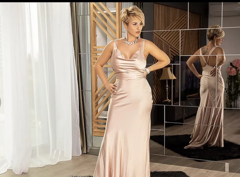 Live sex webcam photo for InannaIshtar18 #3801640