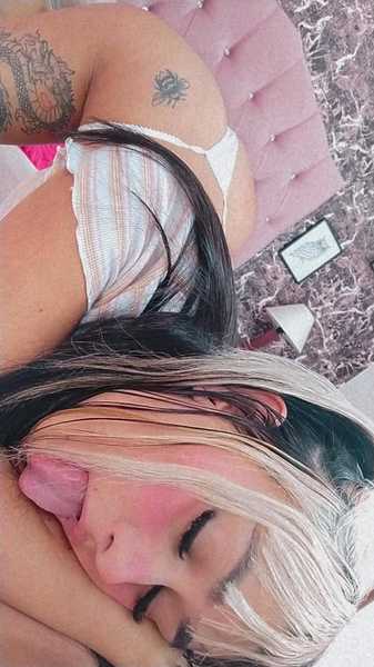 Live sex webcam photo for LissCollins #2950688