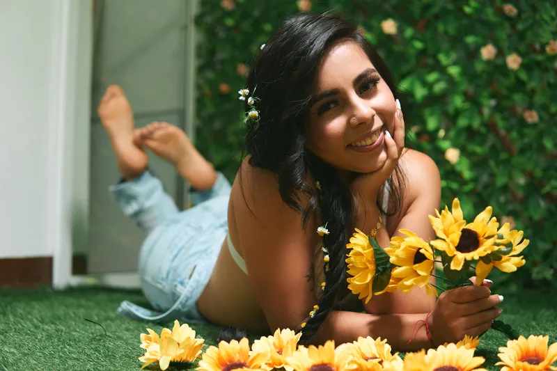 Live sex webcam photo for Renattaa29 #3228100