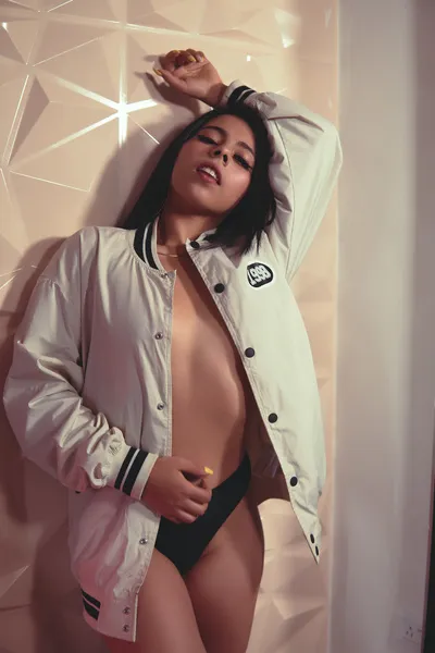 Live sex webcam photo for Renattaa29 #3187415