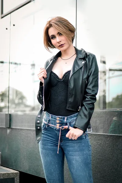 Live sex webcam photo for Rouxane #4112111