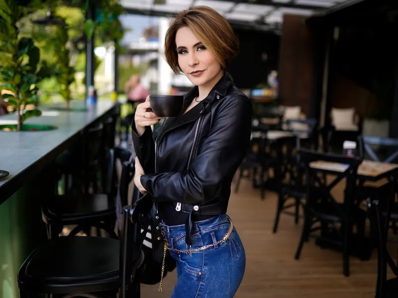 Live sex webcam photo for Rouxane #4112107