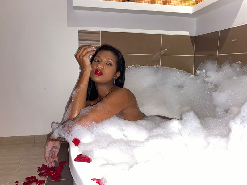 Live sex webcam photo for LanaJensen #3110045