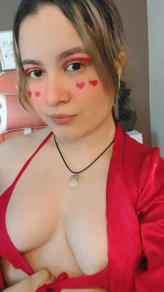 Live sex webcam photo for Liaarizzo #4097192