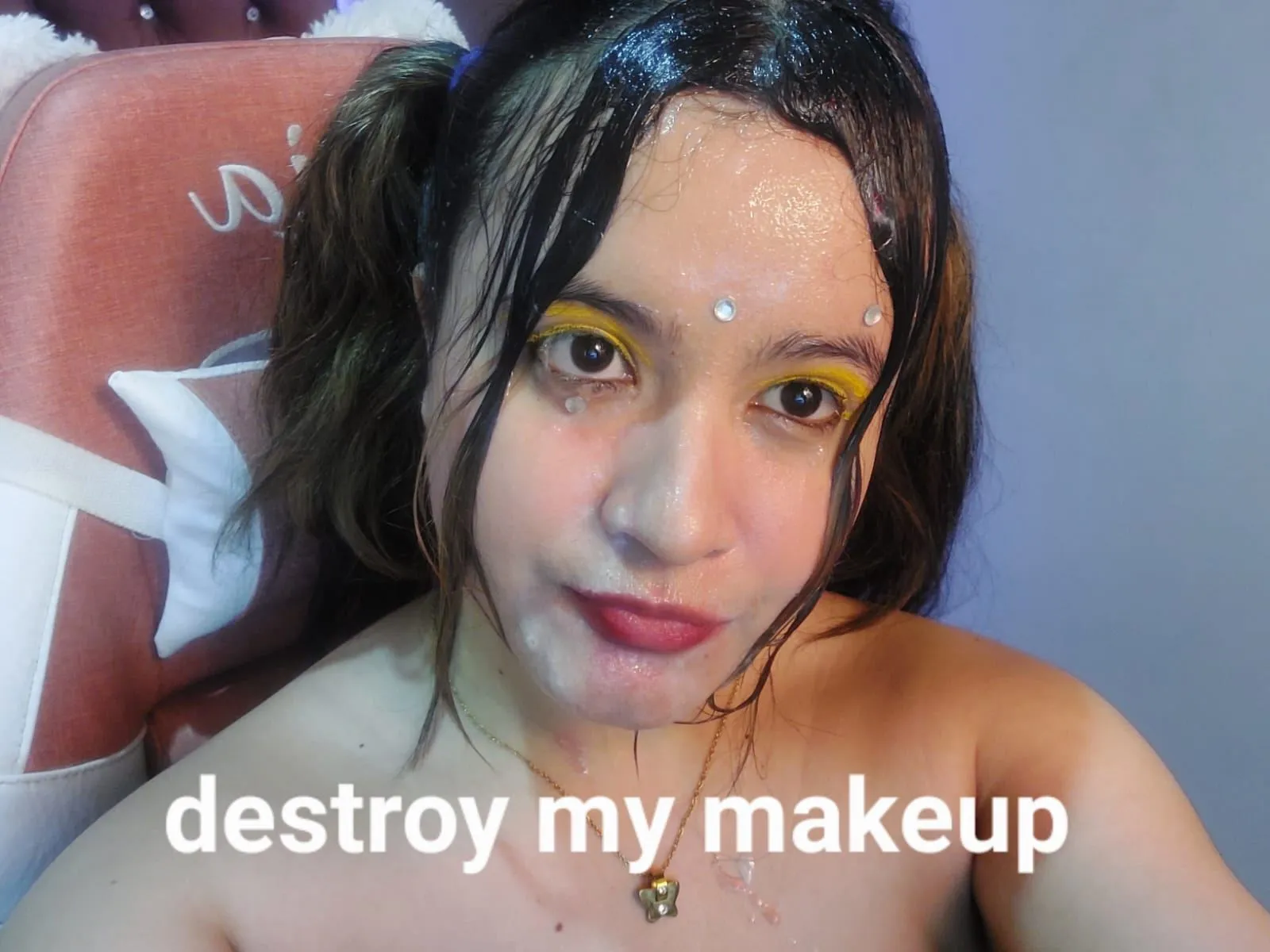 Live sex webcam photo for Liaarizzo #5435998