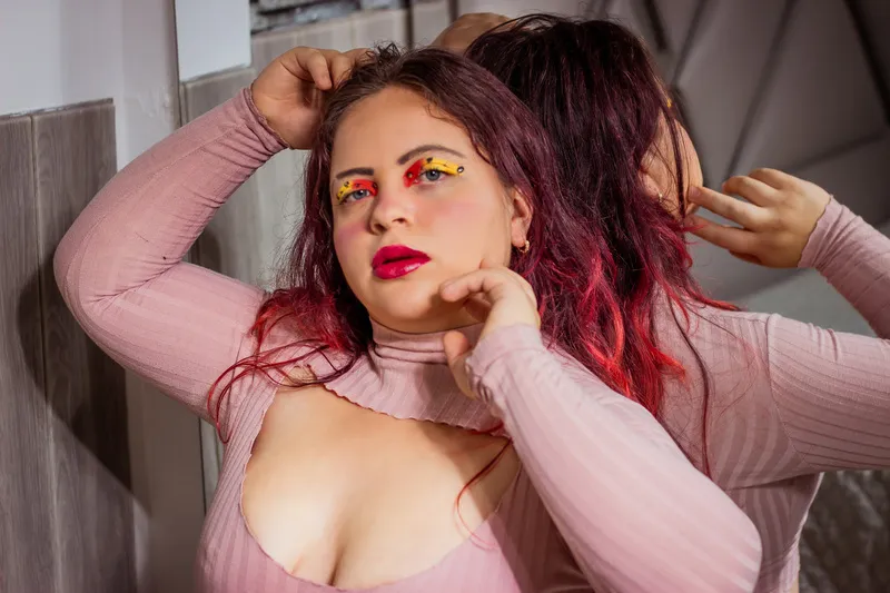 Live sex webcam photo for TINYPEARL #6121001