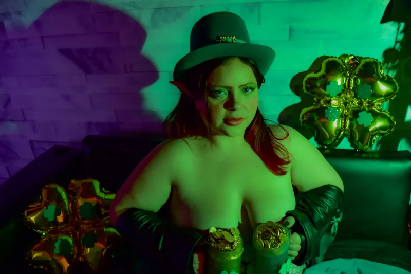 Live sex webcam photo for TINYPEARL #6121038