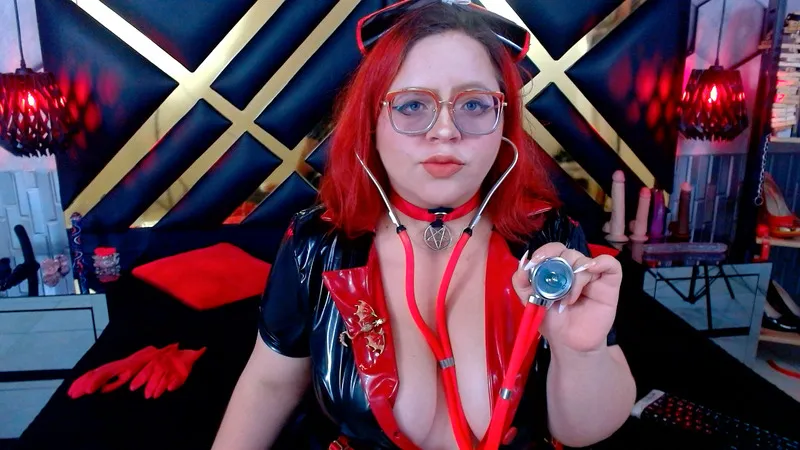 Live sex webcam photo for TINYPEARL #6355342