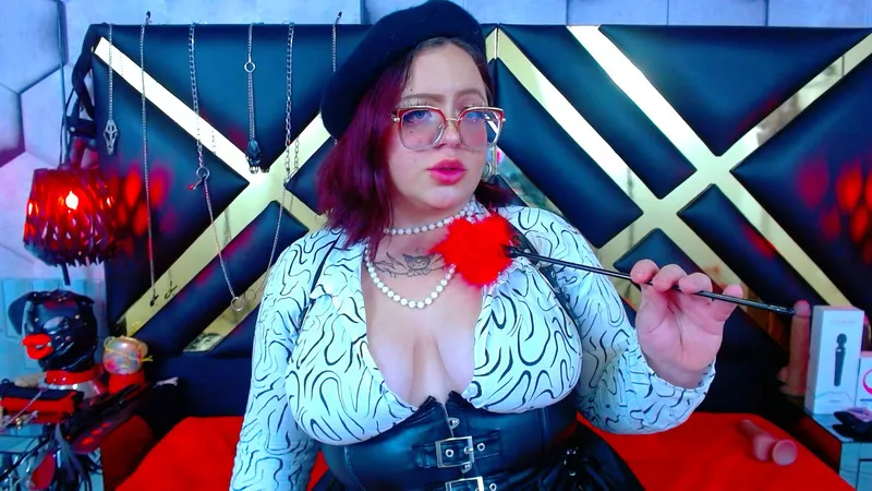 Live sex webcam photo for TINYPEARL #6444012