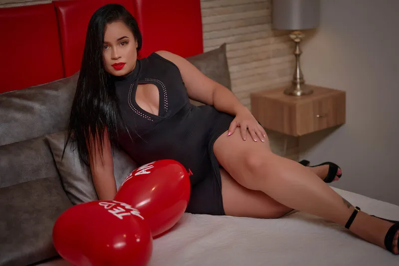 Live sex webcam photo for LindaHalls #3154617