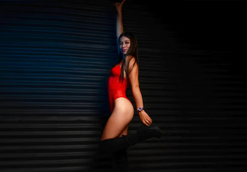 Live sex webcam photo for MissCharlotteSaenz #3060556