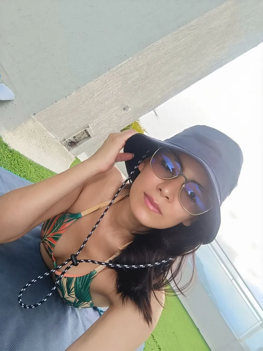 Live sex webcam photo for KarinaGalena #8347358