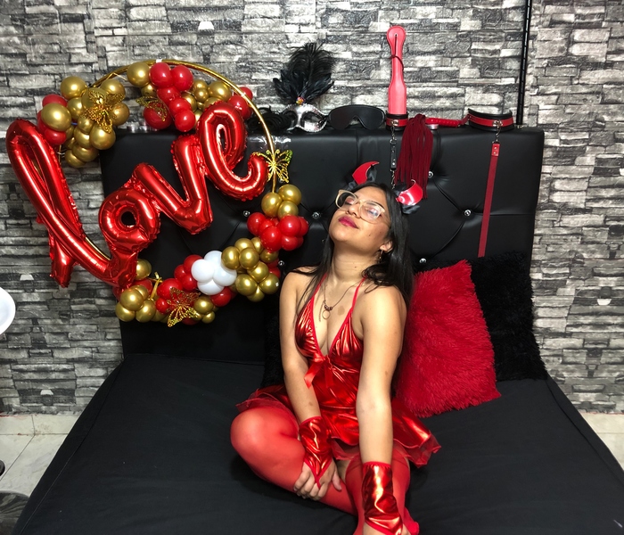 Live sex webcam photo for DeborahMartinez #3006284