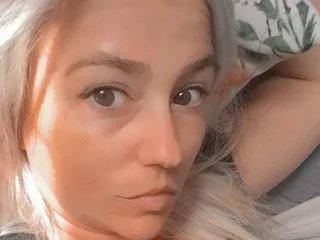 Live sex webcam photo for Kallisy #8701974