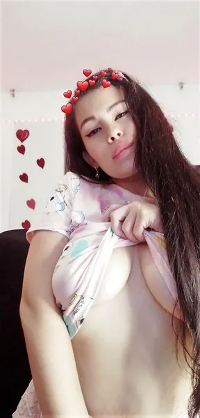 Live sex webcam photo for SariitaSweet #3119805