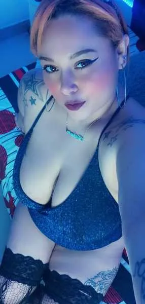 Live sex webcam photo for SHANTALFOX21 #3011792