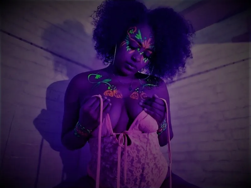 Live sex webcam photo for JulietaJacksonn #3457033