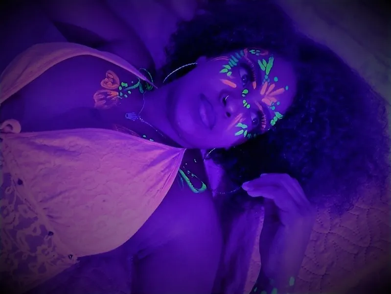 Live sex webcam photo for JulietaJacksonn #3457039