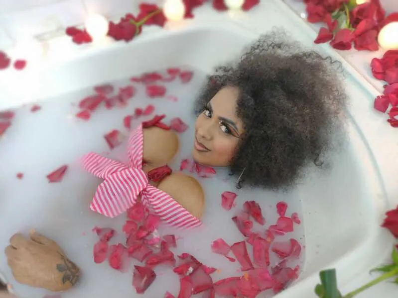 Live sex webcam photo for JulietaJacksonn #3771407