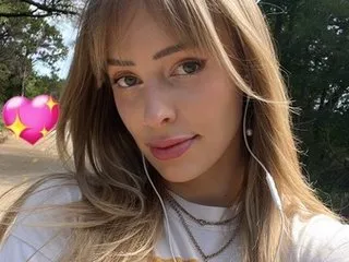 Live sex webcam photo for BeatrixLove #7028303