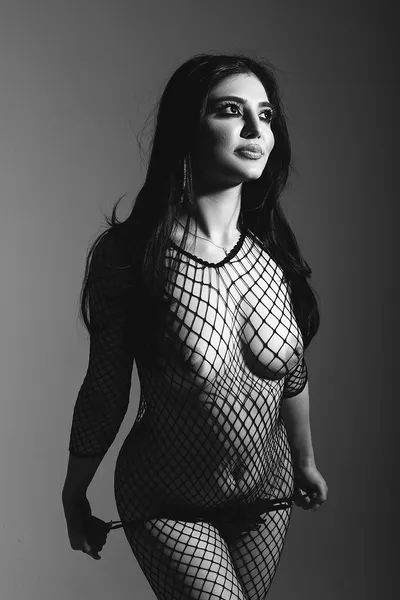 Live sex webcam photo for AbigailLin #4072229