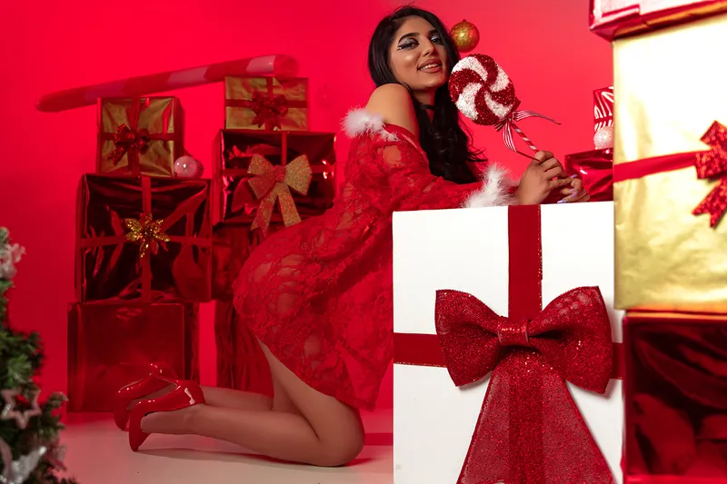 Live sex webcam photo for AbigailLin #3801667