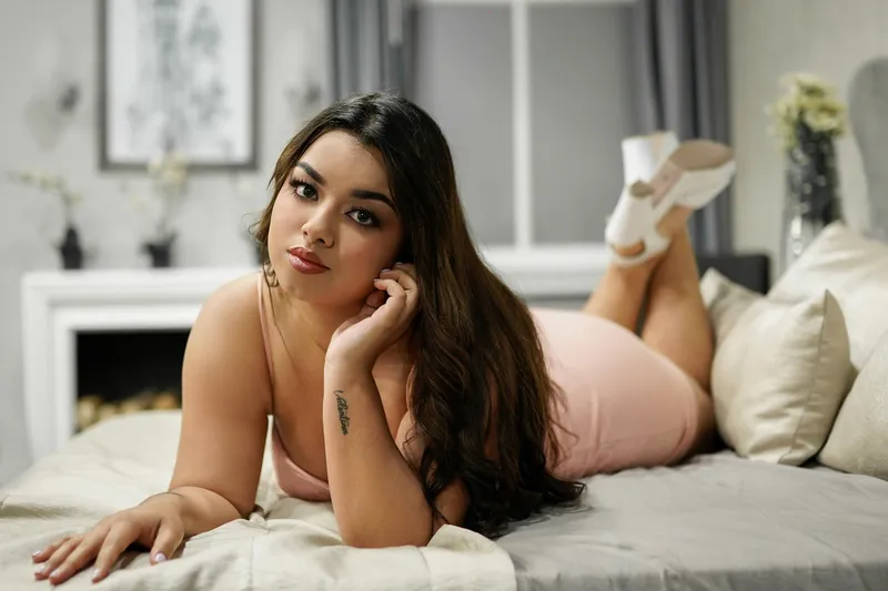 Live sex webcam photo for MiaLeewis #3284079