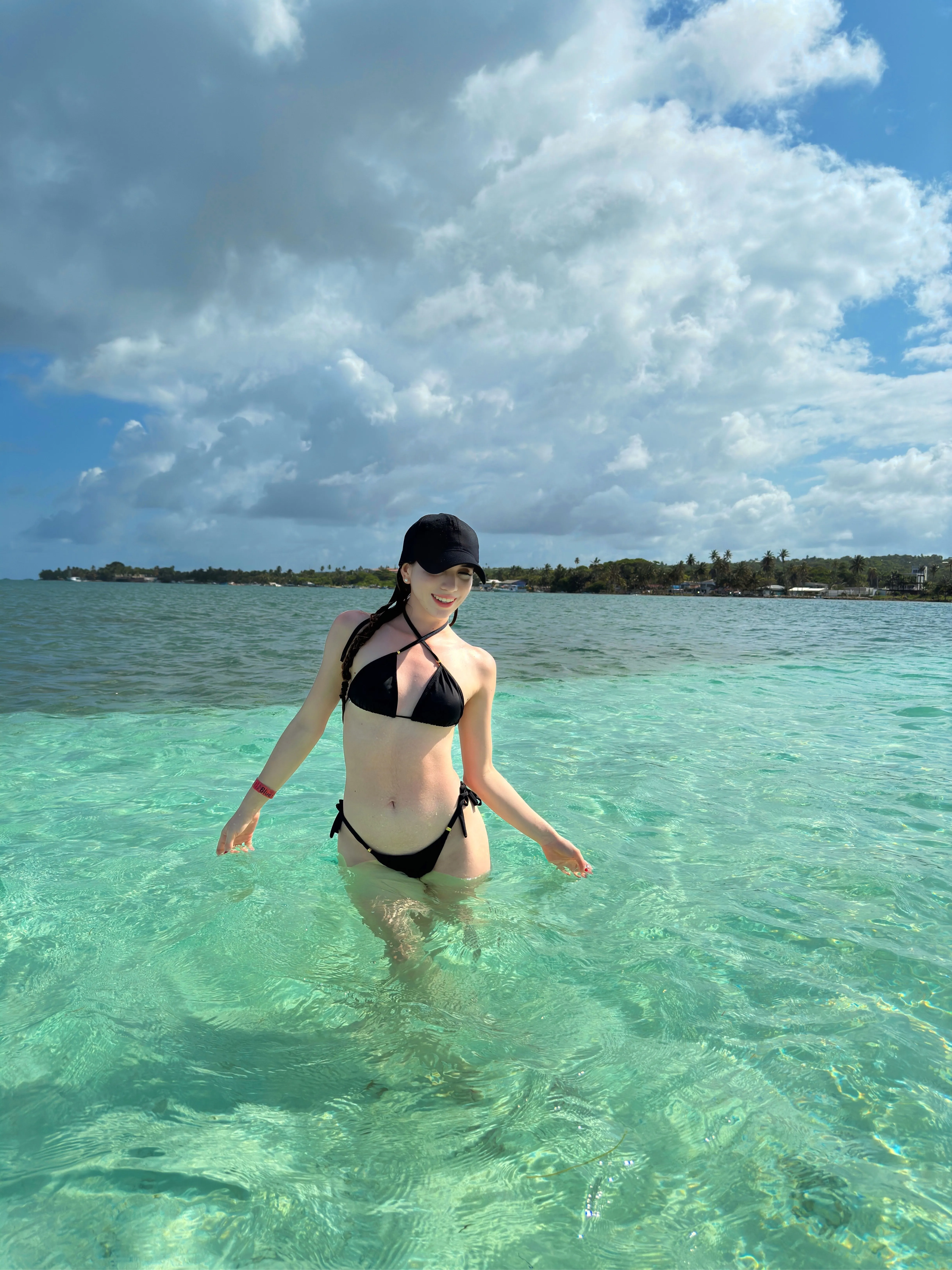 Live sex webcam photo for AmberHarper #7414319