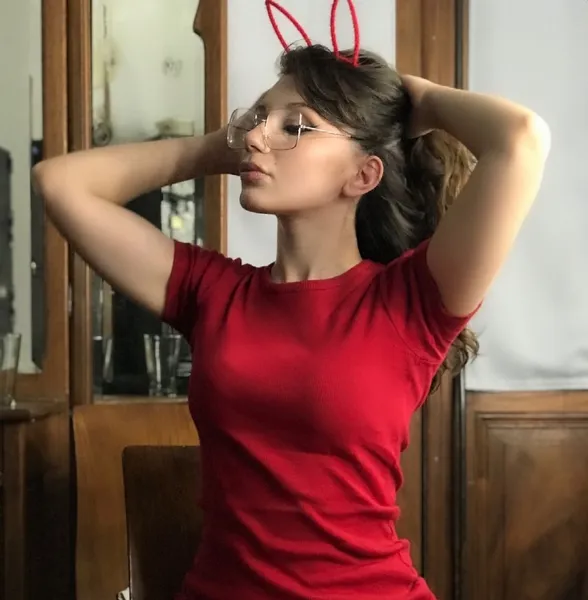 Live sex webcam photo for Keendrajade #2988319