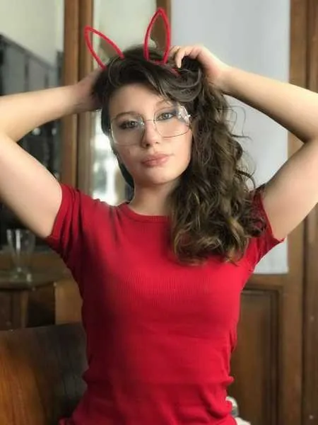 Live sex webcam photo for Keendrajade #2988317