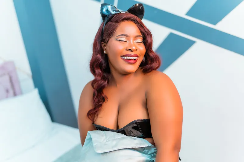 Live sex webcam photo for SharickWilliams #4075560