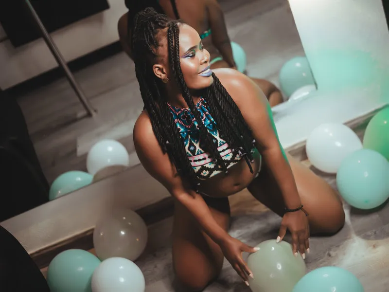 Live sex webcam photo for SharickWilliams #3114917