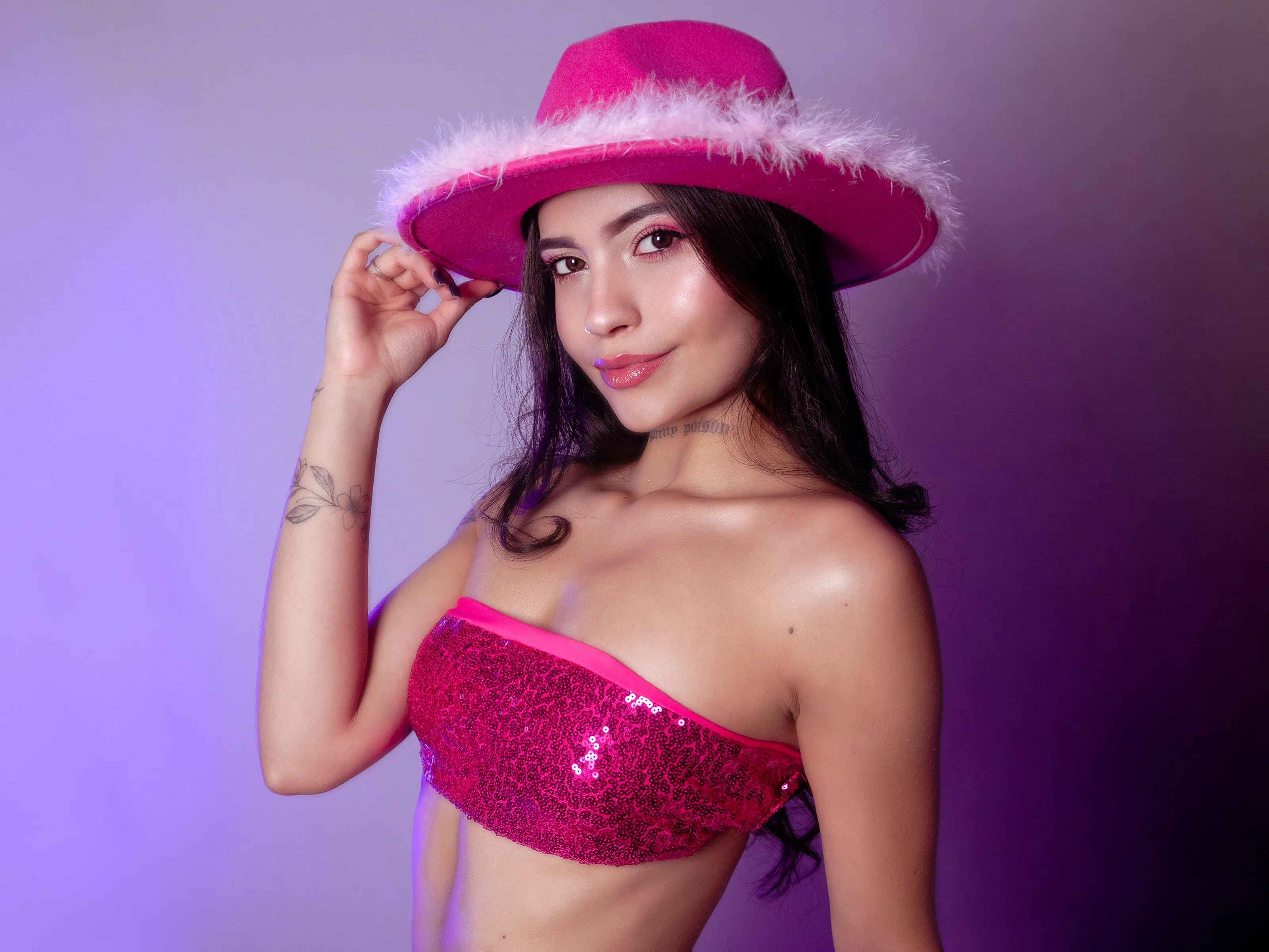 Live sex webcam photo for BrianaJhonson #7779079