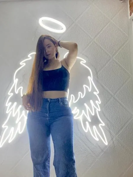 Live sex webcam photo for GabiEvansx #2966779