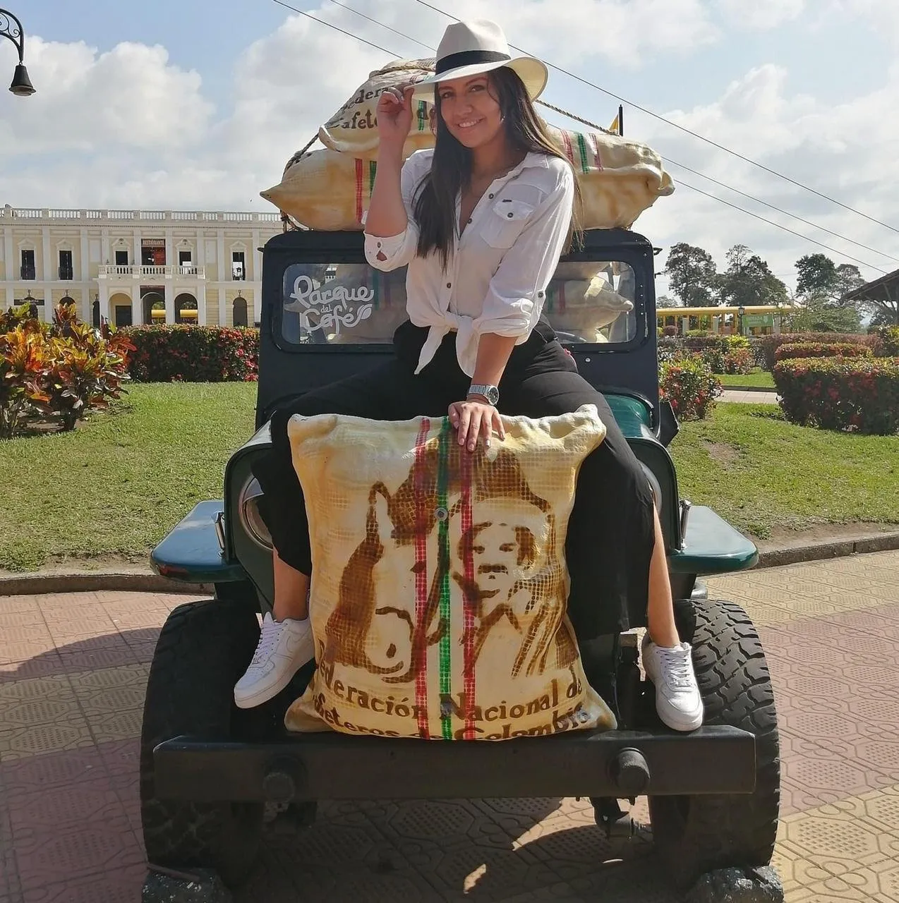 Live sex webcam photo for Jocelynmillss #7198490