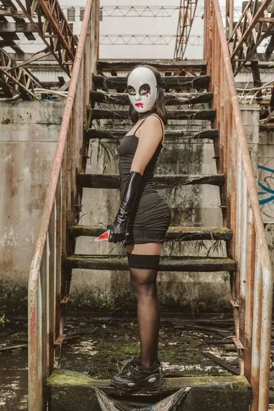 Live sex webcam photo for kendallroux #3056252