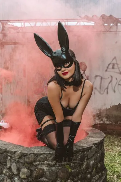 Live sex webcam photo for kendallroux #3056248