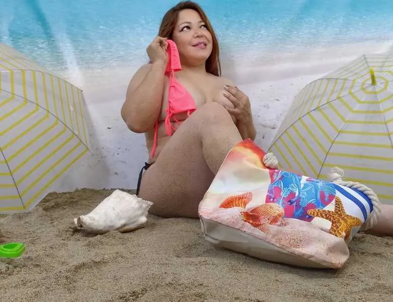 Live sex webcam photo for EmmaDaviss69 #5366351