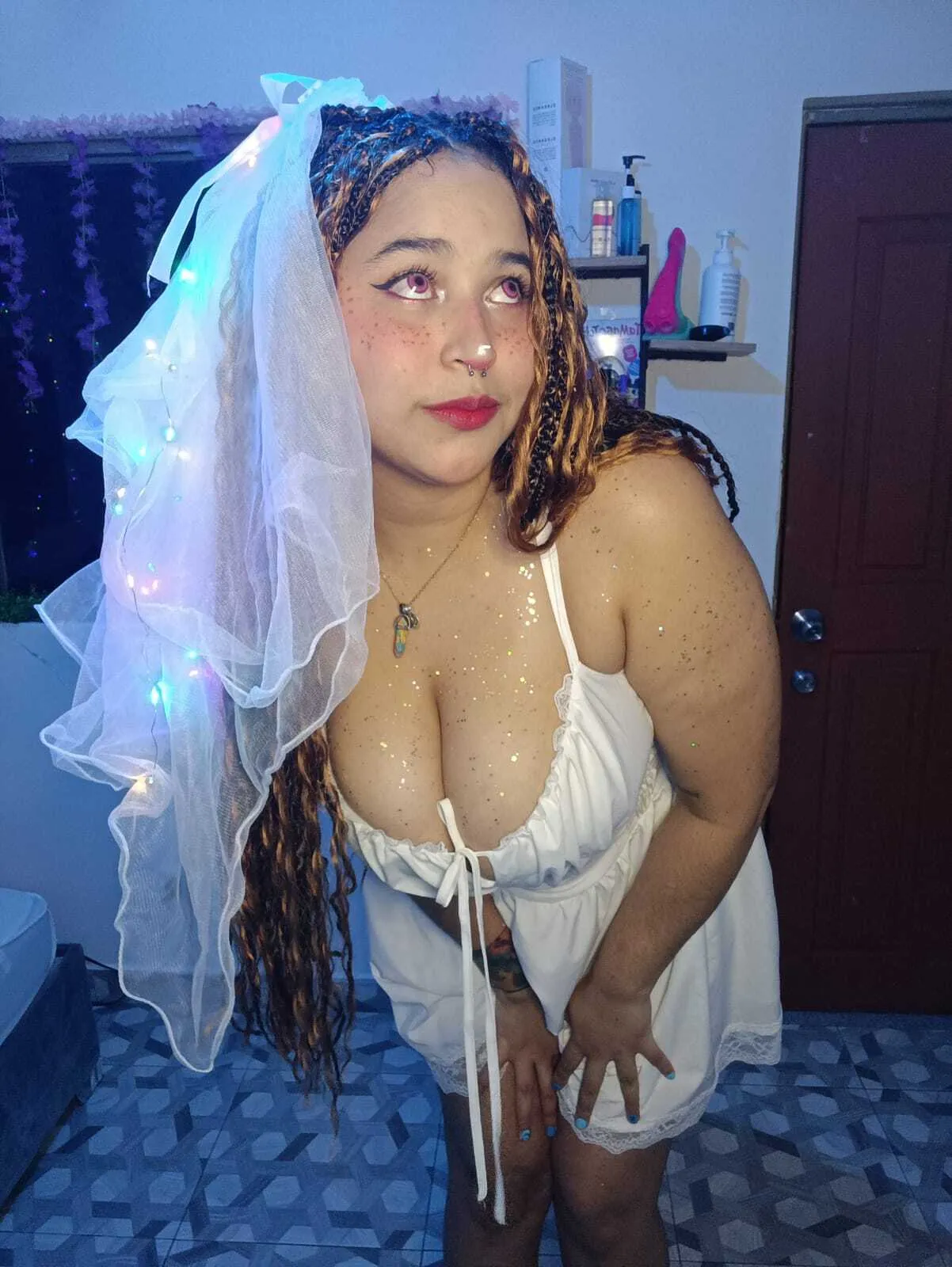 Live sex webcam photo for JuliettaCut21 #7448493