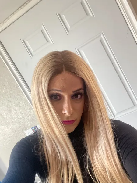 Live sex webcam photo for LucyBellaCubanTs #3105666