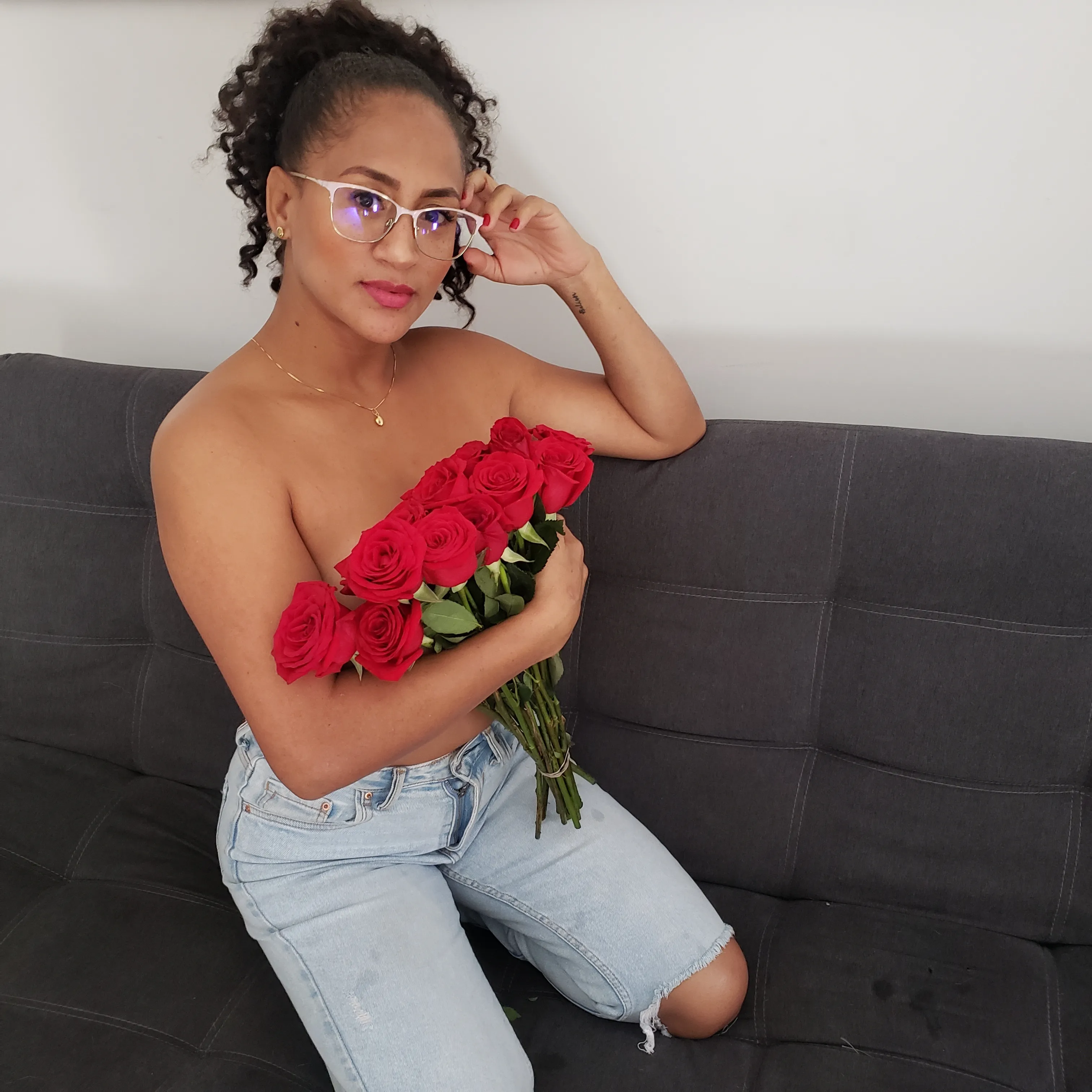 Live sex webcam photo for EmmaFerrari #6125898