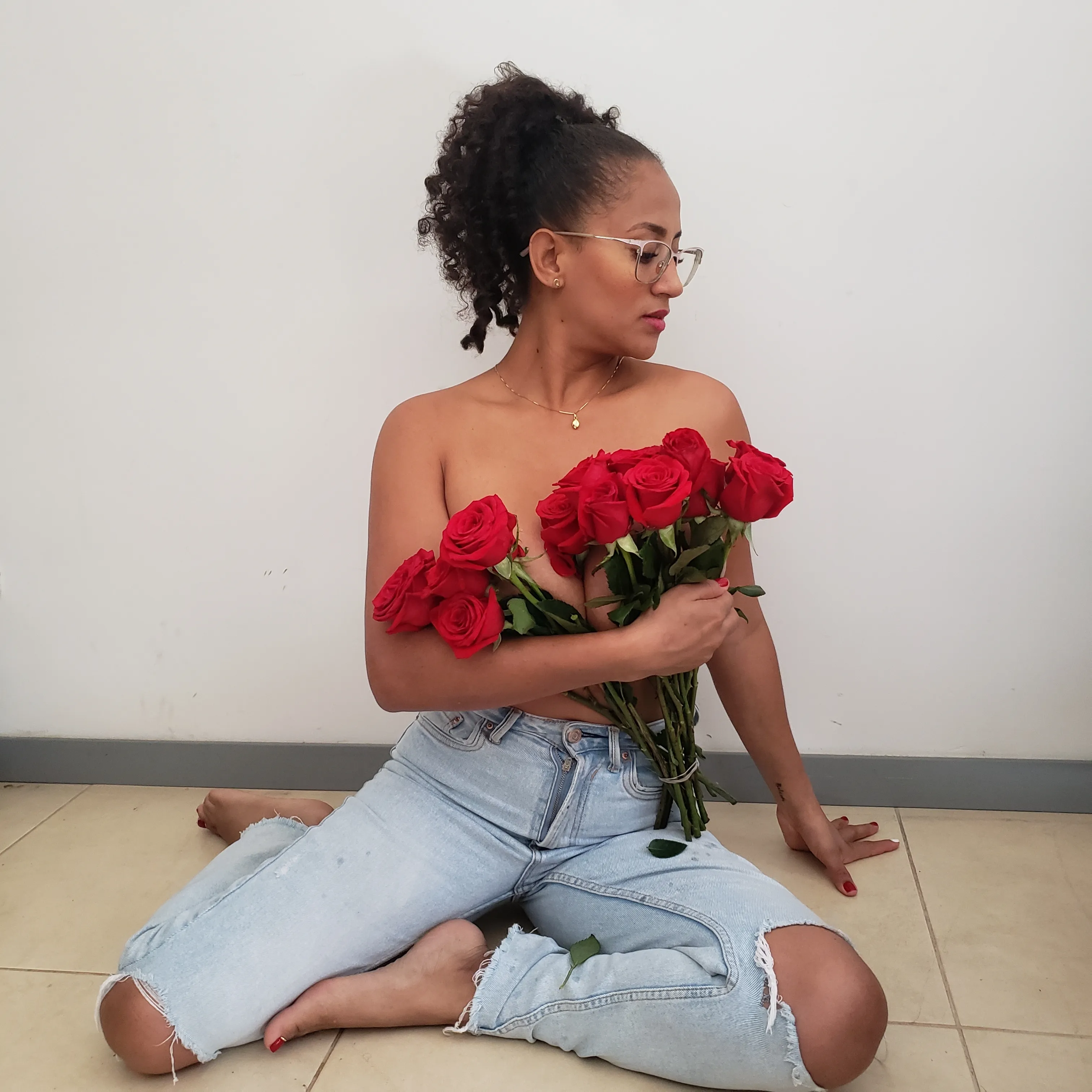 Live sex webcam photo for EmmaFerrari #6125896