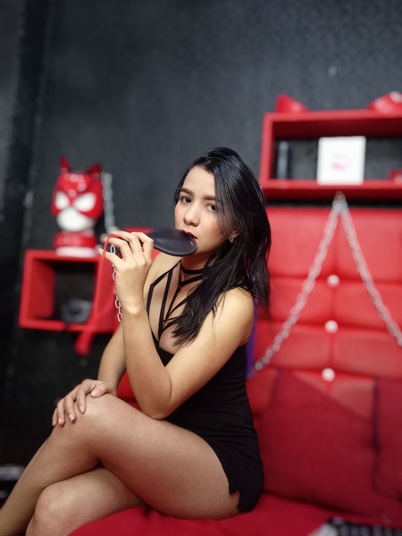 Live sex webcam photo for LaurenSlave #3138178