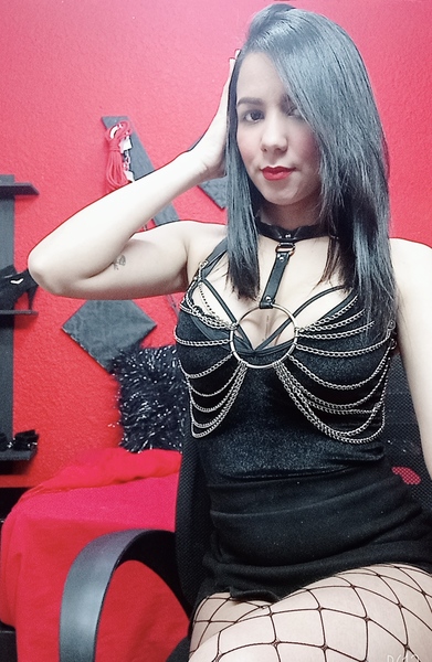 Live sex webcam photo for LaurenSlave #3138156